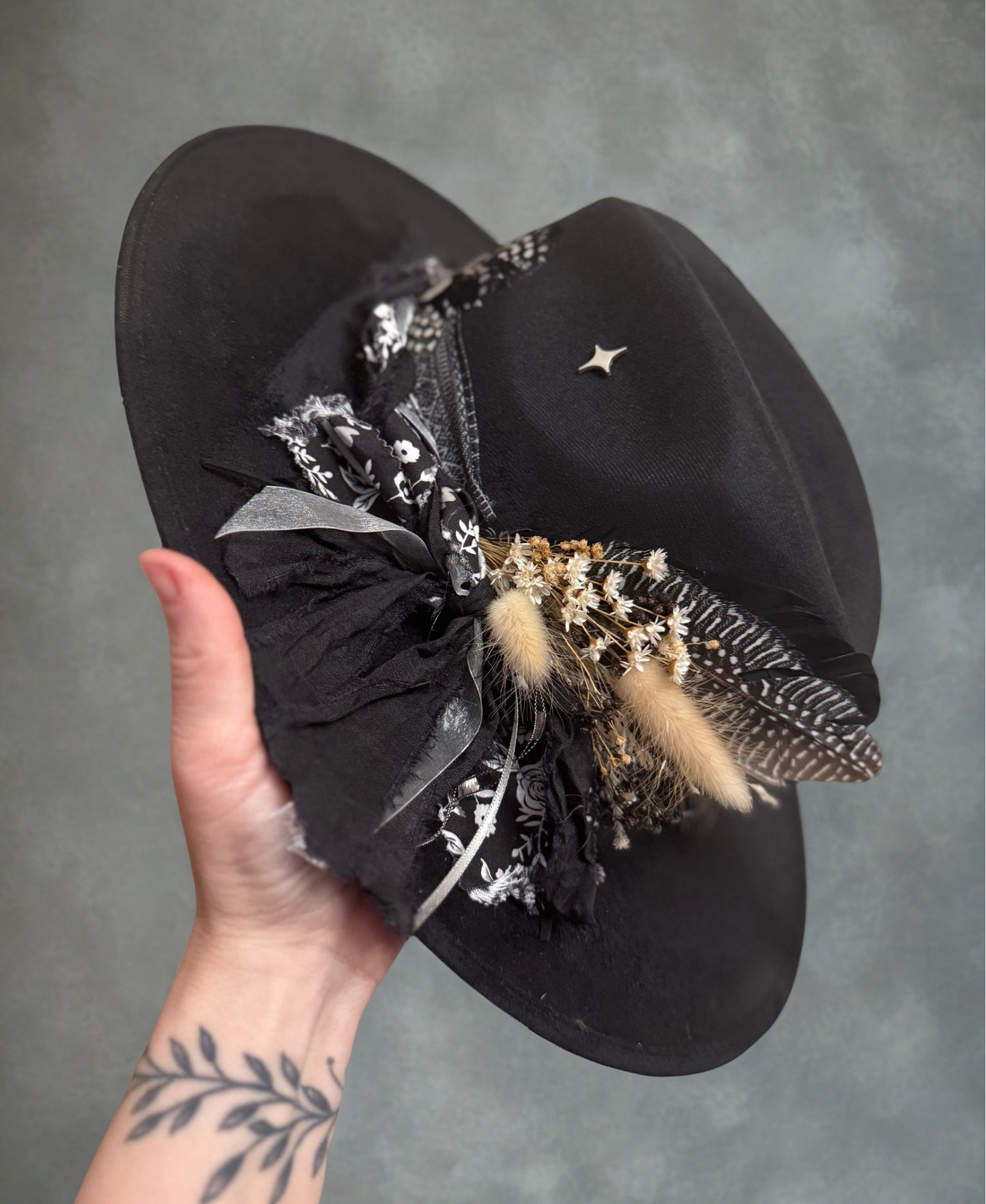 Jesse (READY TO SHIP)