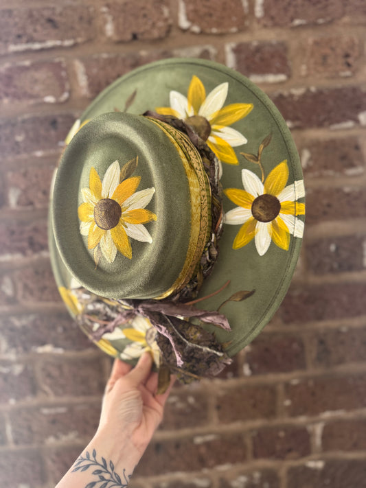 Sunflower Cottage (READY TO SHIP)