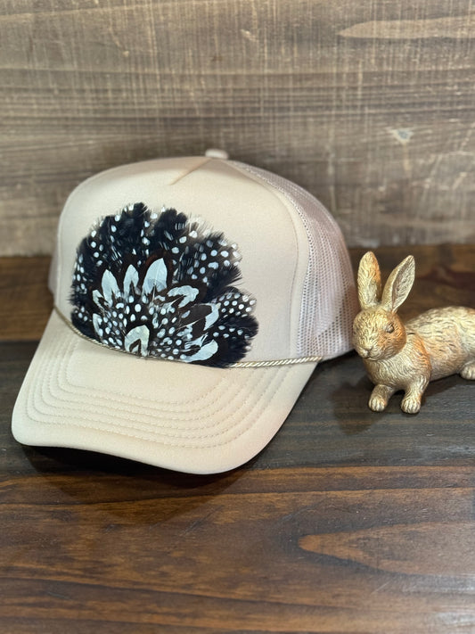 Sandy 4 Feather Trucker