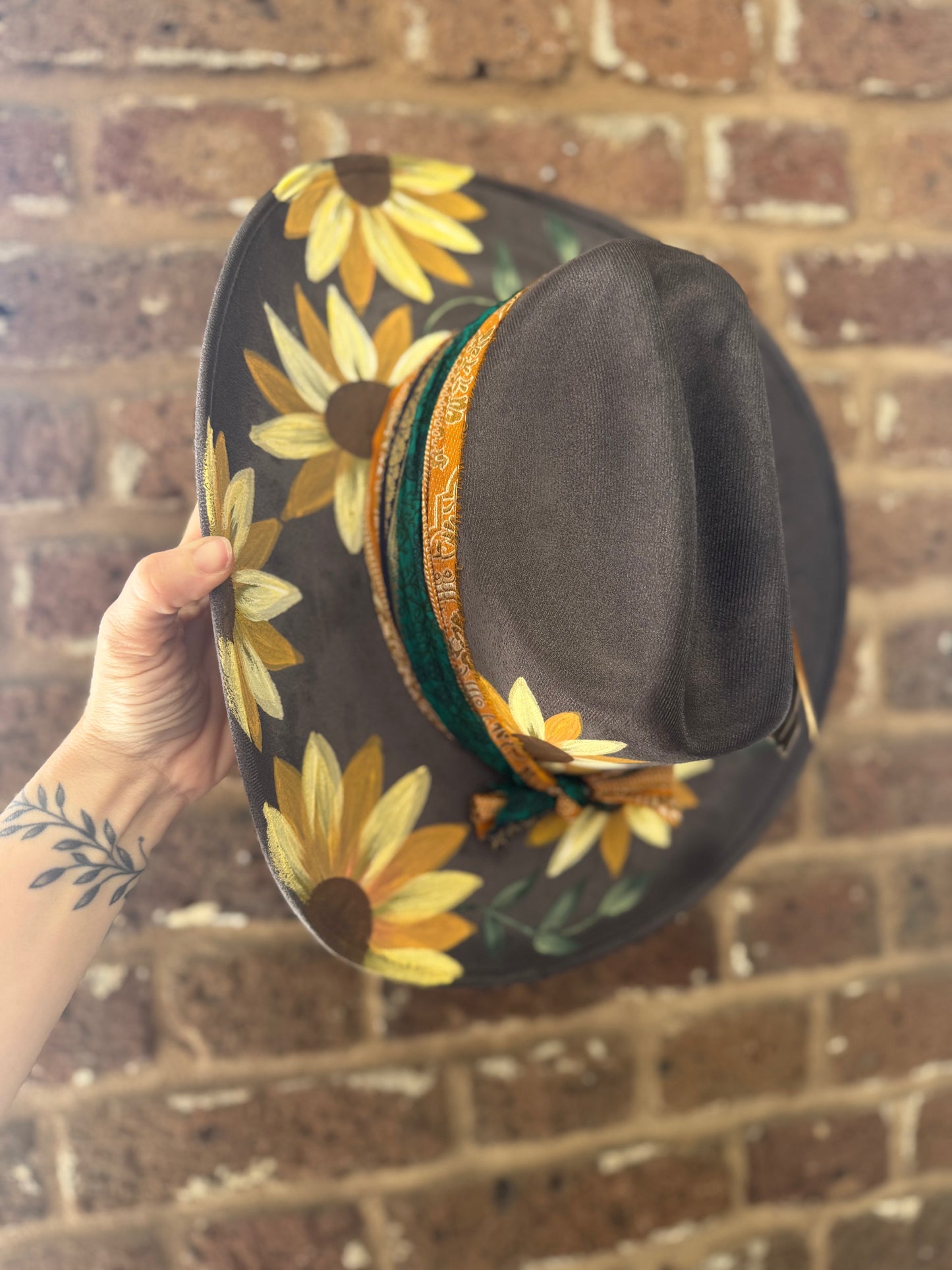 Sunflower Cowgirl (READY TO SHIP)