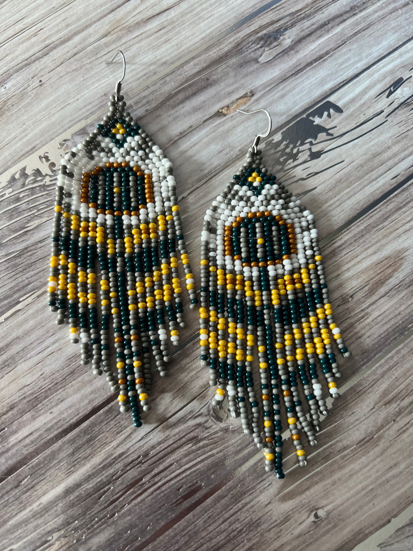 Folk Flower Seed Bead Earrings