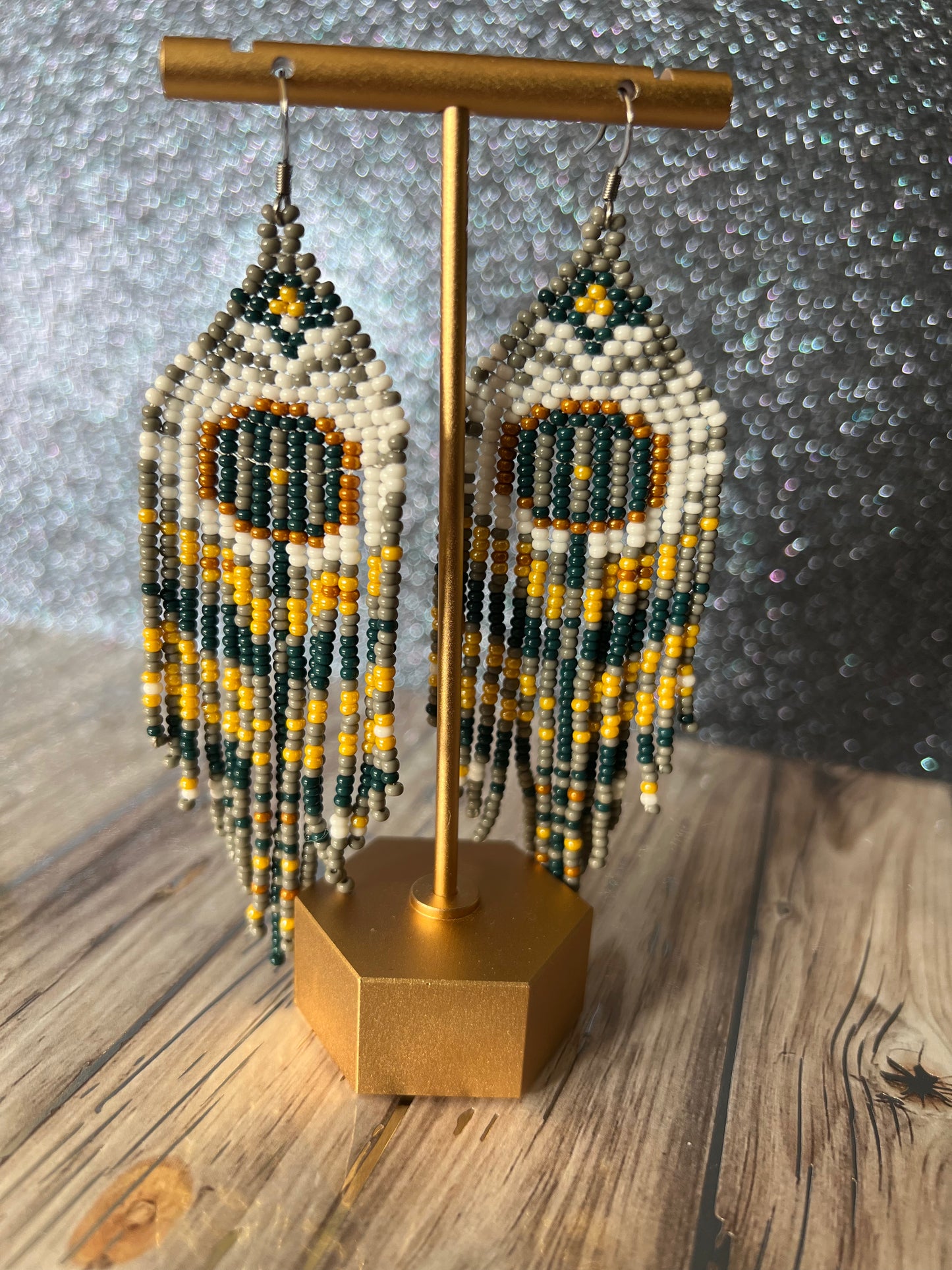 Folk Flower Seed Bead Earrings