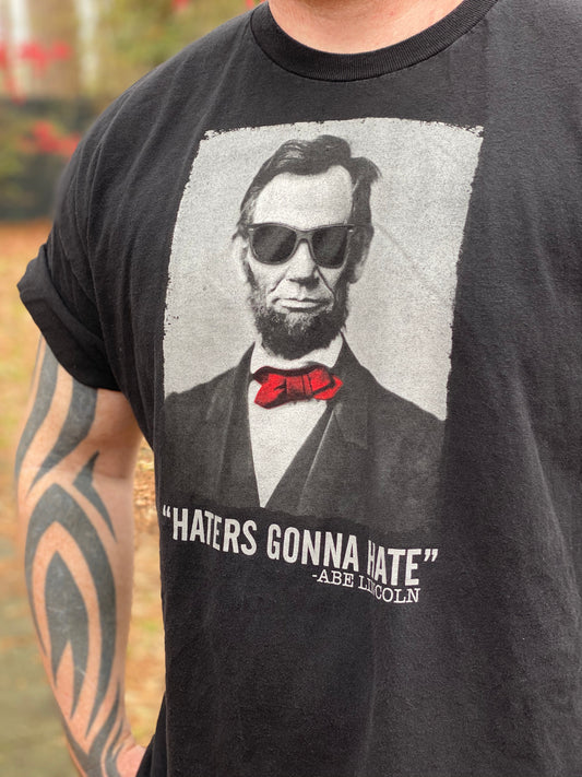 Abe Lincoln (Retro T-Shirt)