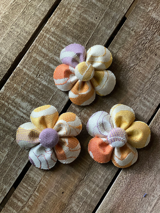 Riddle Citrus Lagoon Blossom Clip